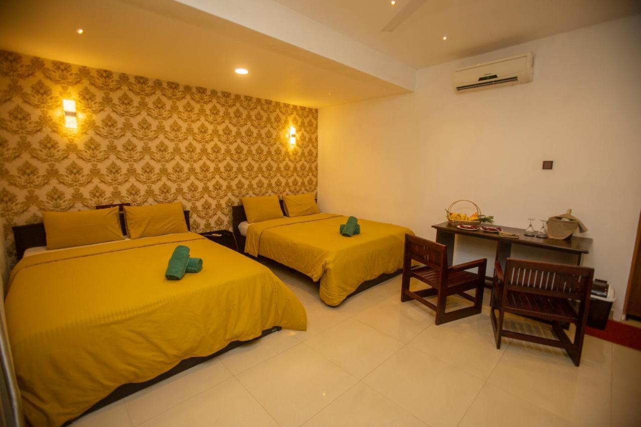 Hotel Eden Garden Sigiriya Exteriör bild